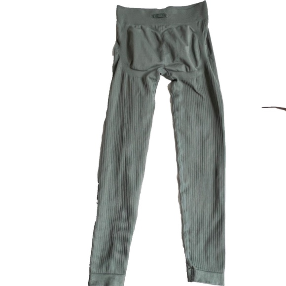 Bo+Tee Leggings Size M Green Super Skinny Slim Fit Elastic Waistband Stretch - Picture 3 of 7